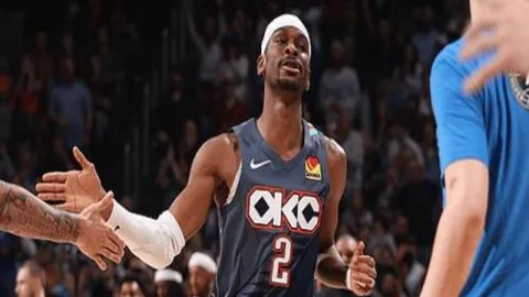 晚间焦点战：西亚联赛今夜揭秘，沙迦对决阿尔科威特，谁将笑到最后？